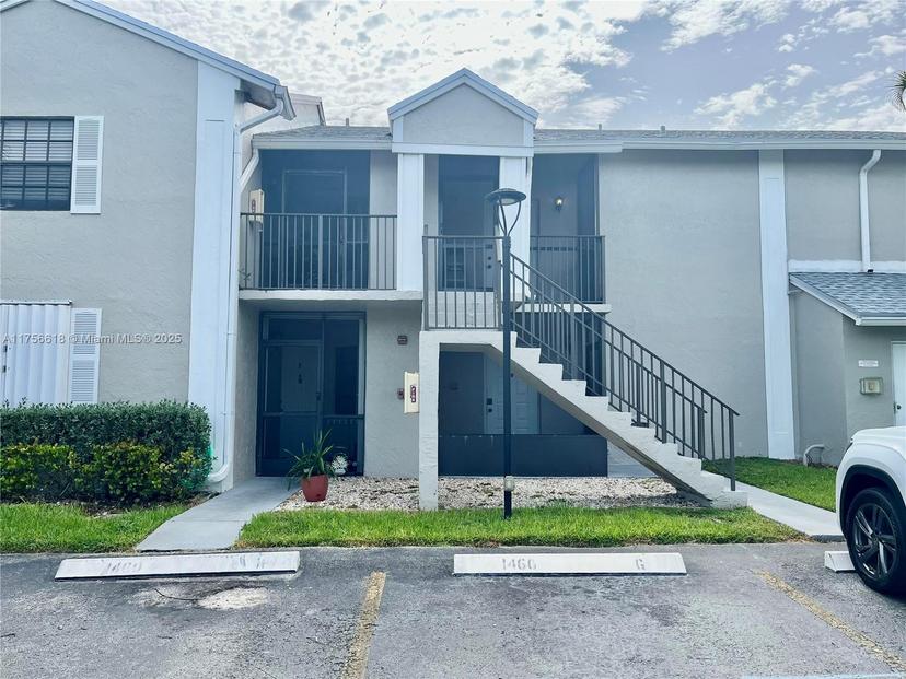 Picture of 1460 Jefferson Dr # H, Homestead FL 33034