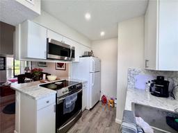 Picture of 1460 Jefferson Dr # H, Homestead, FL 33034