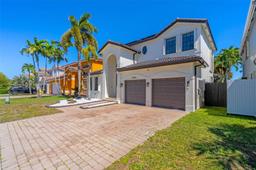 Picture of 15509 SW 139Th Ct, Miami, FL 33177