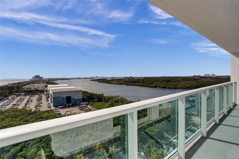 Picture of 100 Bayview Dr # 1923, Sunny Isles Beach FL 33160