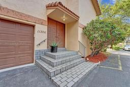 Picture of 11306 SW 9Th Ct, Pembroke Pines, FL 33025