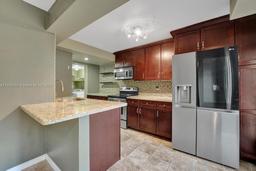 Picture of 11306 SW 9Th Ct, Pembroke Pines, FL 33025