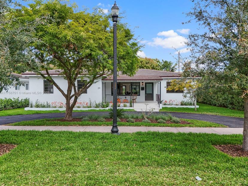 Picture of 39 Palermo Ave, Coral Gables FL 33134