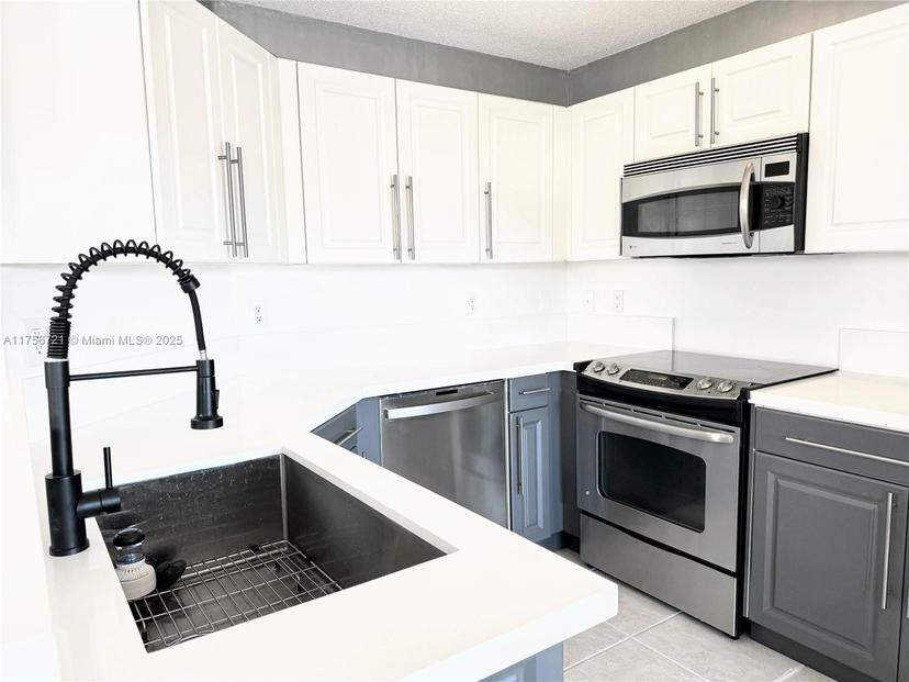 Picture of 5020 NW 116Th Ct # 5020, Doral FL 33178