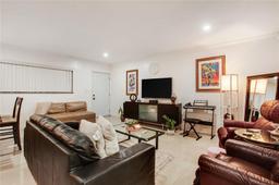 Picture of 11930 NE 19Th Dr # 7, North Miami, FL 33181