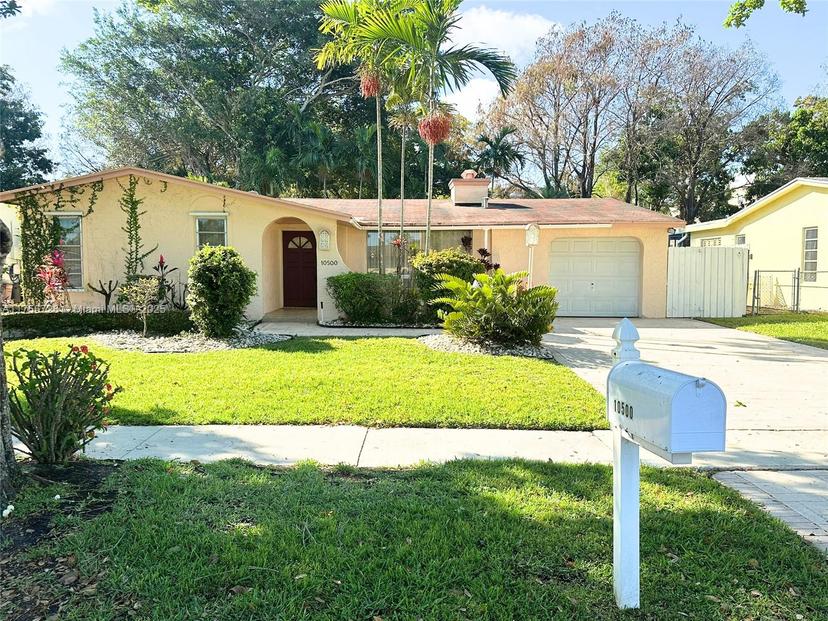 Picture of 10500 NW 2Nd Ct, Plantation FL 33324