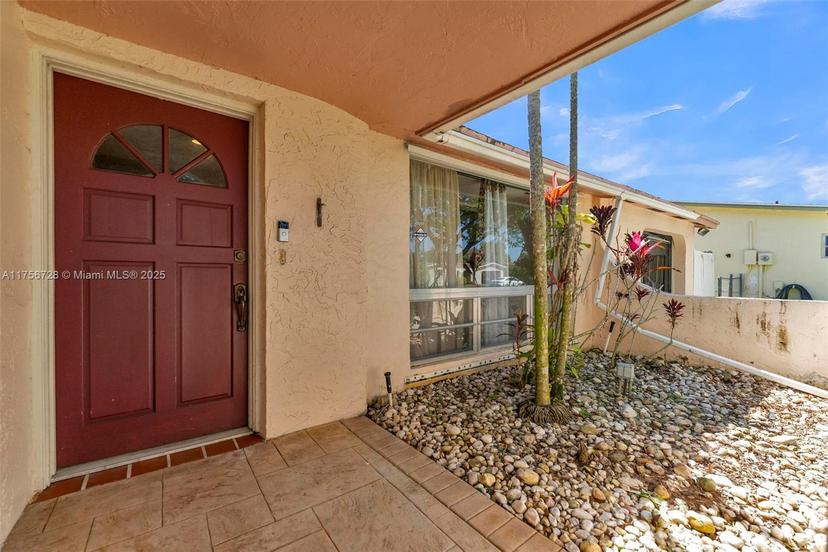 Picture of 10500 NW 2Nd Ct, Plantation FL 33324