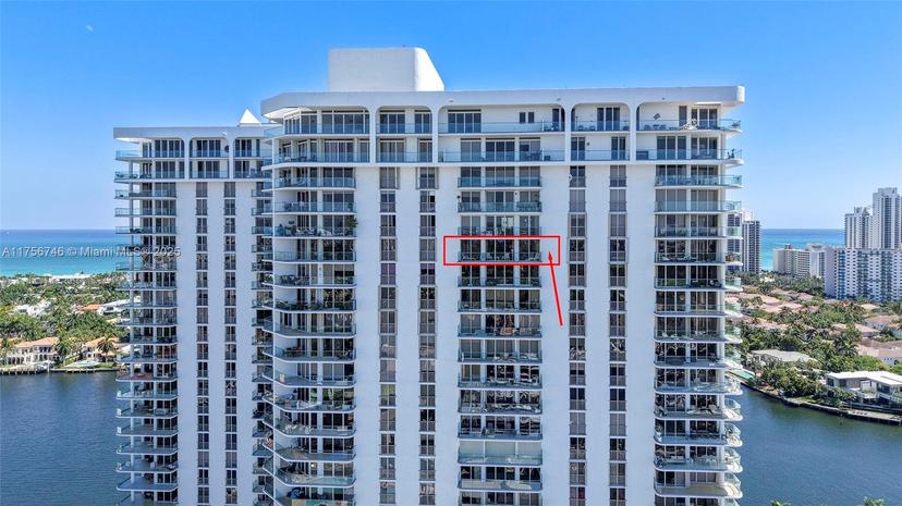Picture of 19707 Turnberry Way # 25C, Aventura FL 33180