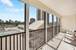 Picture of 20301 W Country Club Dr # 526, Aventura, FL 33180