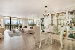 Picture of 20301 W Country Club Dr # 526, Aventura, FL 33180