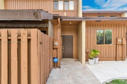 Picture of 4263 S Pine Island Rd, Davie, FL 33328