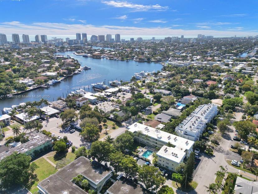 Picture of 1900 NE 8Th Ct # 306, Fort Lauderdale FL 33304