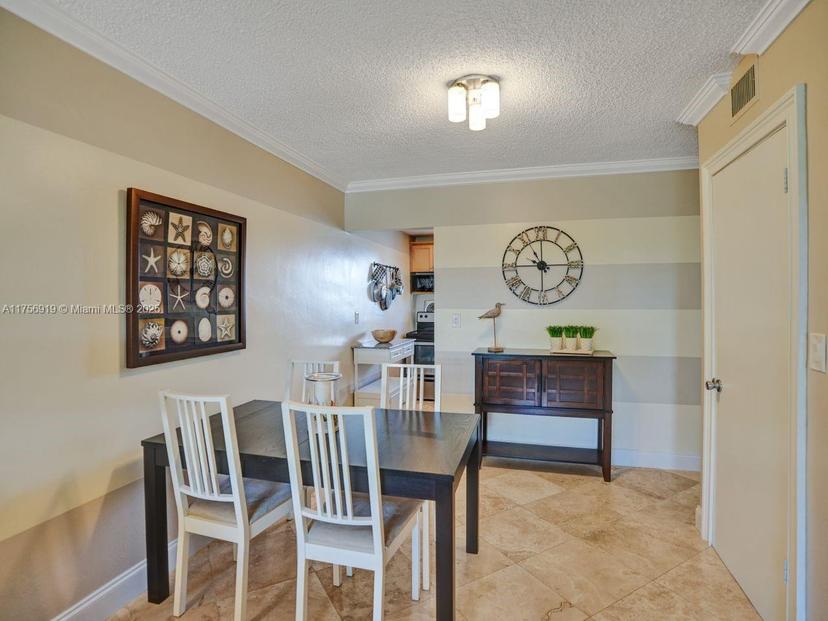 Picture of 1900 NE 8Th Ct # 306, Fort Lauderdale FL 33304