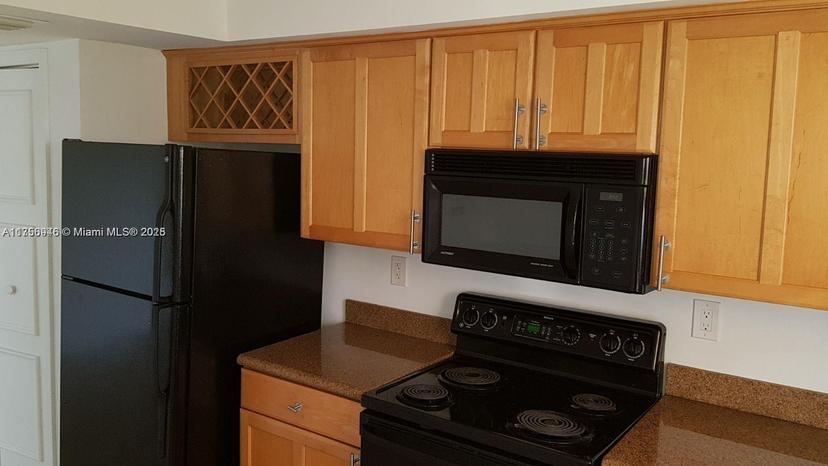 Picture of 10000 Bay Harbor Ter # A, Bay Harbor Islands FL 33154