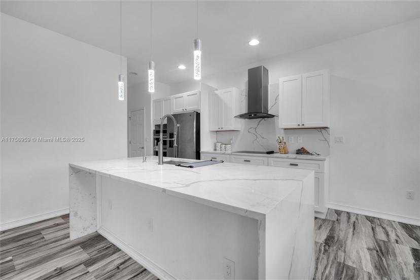 Picture of 1992 NW Cataluna Cir, Port St. Lucie FL 34986