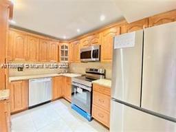Picture of 2500 Parkview Dr # 1915, Hallandale Beach, FL 33009