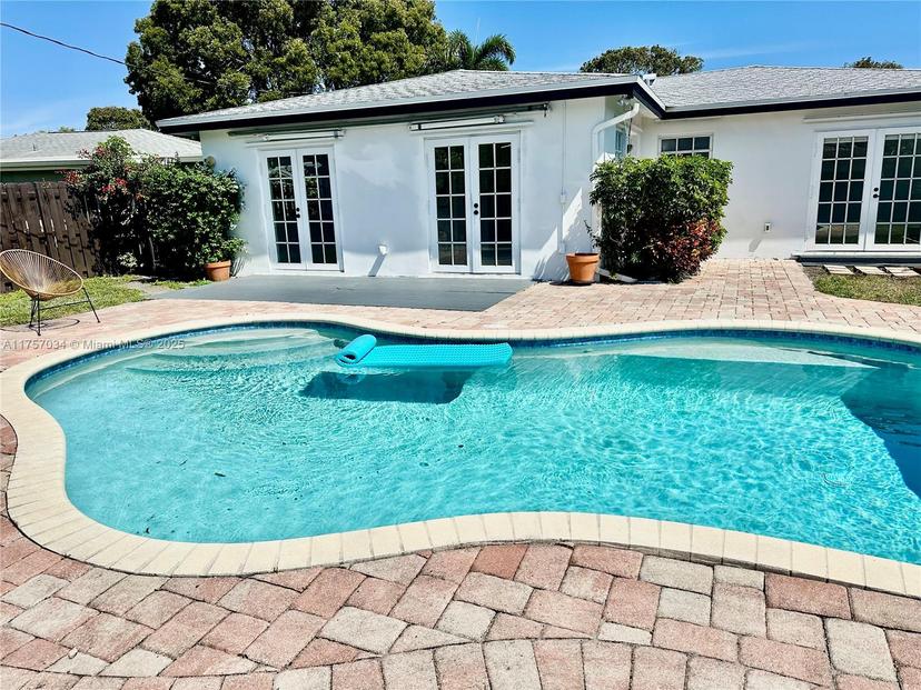 Picture of 4861 NE 8Th Ave, Oakland Park FL 33334