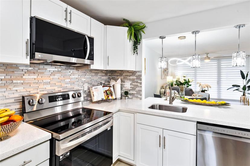 Picture of 8340 Sands Point Blvd # 105P, Tamarac FL 33321