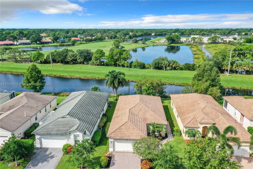 Picture of 310 SW Tomoka Springs Dr, Port St. Lucie FL 34986