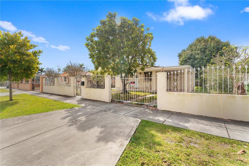 Picture of 1060 W 32Nd St, Hialeah FL 33012
