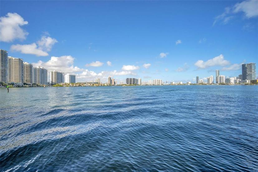 Picture of 301 174Th St. # 919, Sunny Isles Beach FL 33160