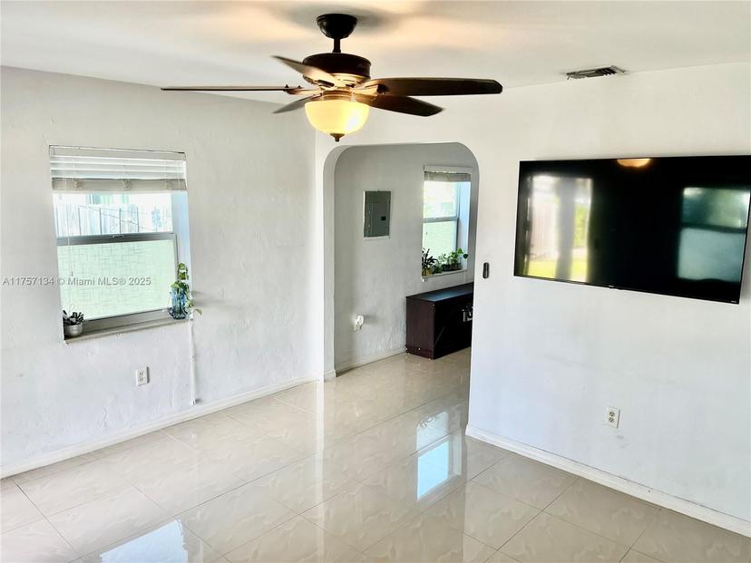 Picture of 3135 SW 64Th Ave, Miami FL 33155