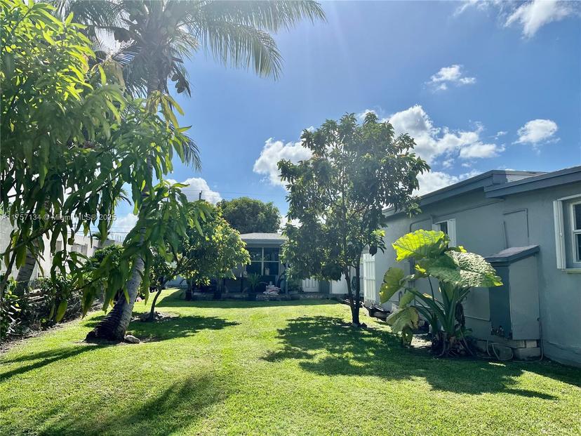 Picture of 3135 SW 64Th Ave, Miami FL 33155