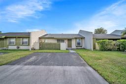 Picture of 12250 SW 114Th Ter, Miami, FL 33186