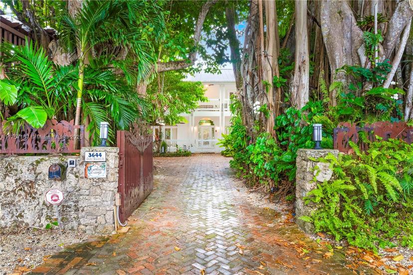 Picture of 3644 Saint Gaudens Rd, Miami FL 33133