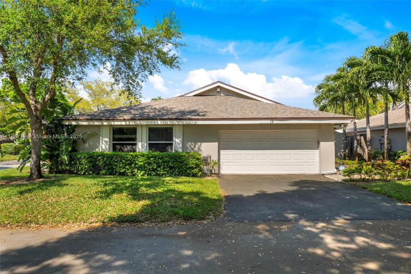 Picture of 17 Boxwood Rd, Hollywood FL 33021