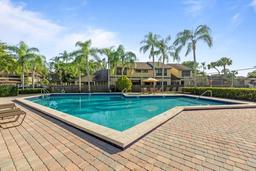 Picture of 8813 Cleary Blvd, Plantation, FL 33324-1313