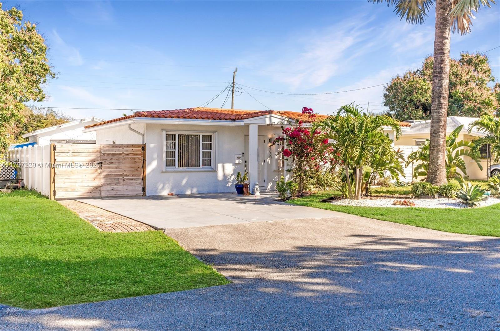 Picture of 4730 NE 3Rd Ave, Oakland Park, FL 33334