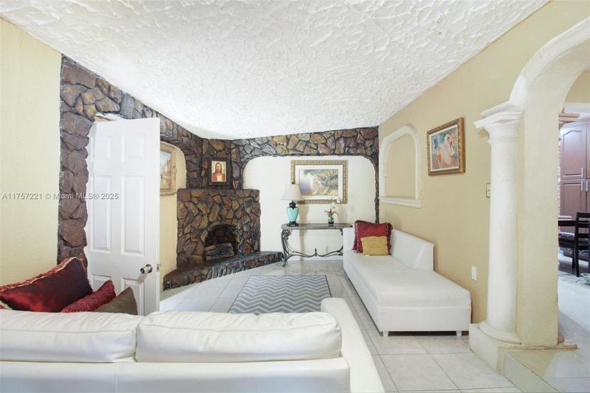 Picture of 1790 W 62Nd St, Hialeah FL 33012