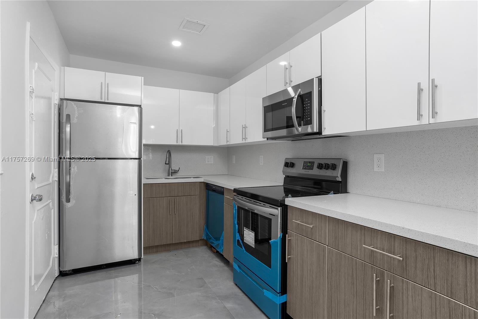 Picture of 11930 NE 19Th Dr # 1, North Miami, FL 33181