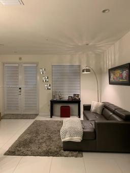 Picture of 10220 NW 63Rd Ter # 101, Doral, FL 33178