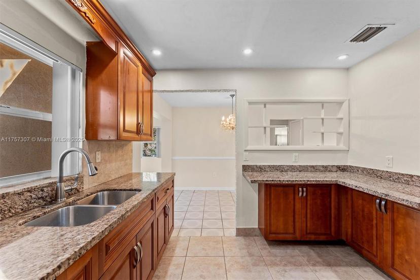 Picture of 6641 NW 21St Ct, Sunrise FL 33313