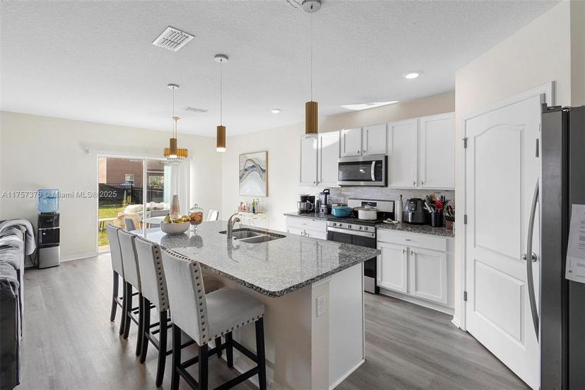 Picture of 570 Lazio Circle, Other City - In The State Of Florida FL 32713