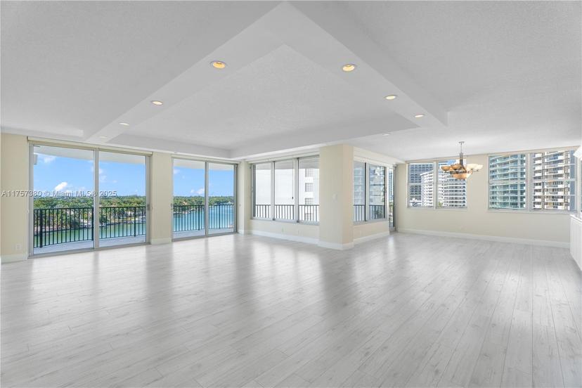 Picture of 5660 Collins Ave # 7D, Miami Beach FL 33140