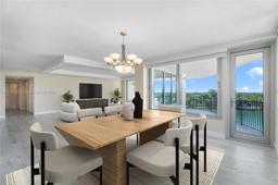 Picture of 5660 Collins Ave # 7D, Miami Beach, FL 33140
