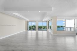 Picture of 5660 Collins Ave # 7D, Miami Beach, FL 33140