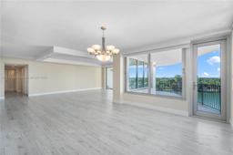 Picture of 5660 Collins Ave # 7D, Miami Beach, FL 33140
