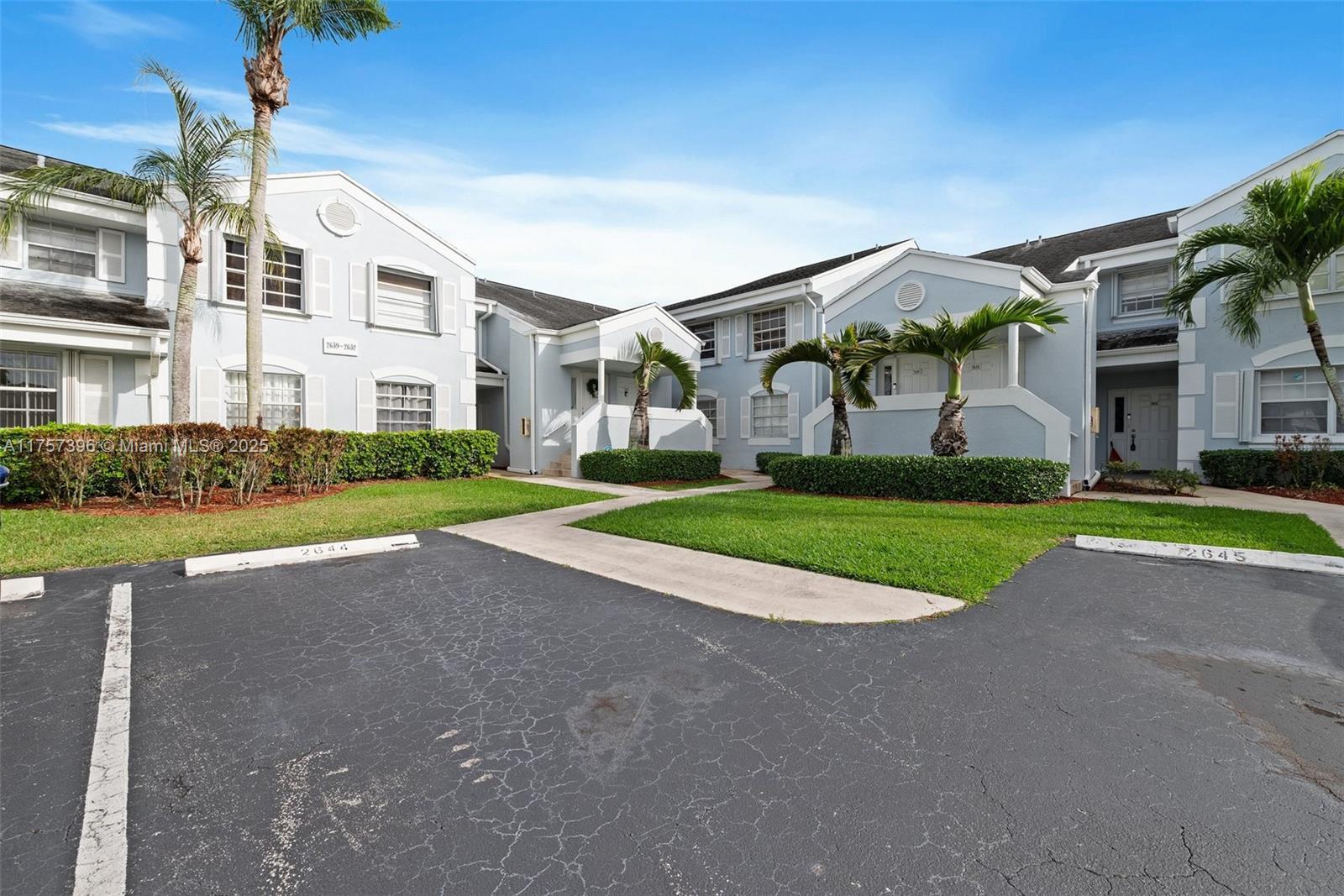 Picture of 2643 SE 19Th Ct # D, Homestead, FL 33035