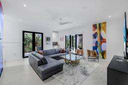 Picture of 107 Point Pleasant Dr, Key Largo, FL 33037