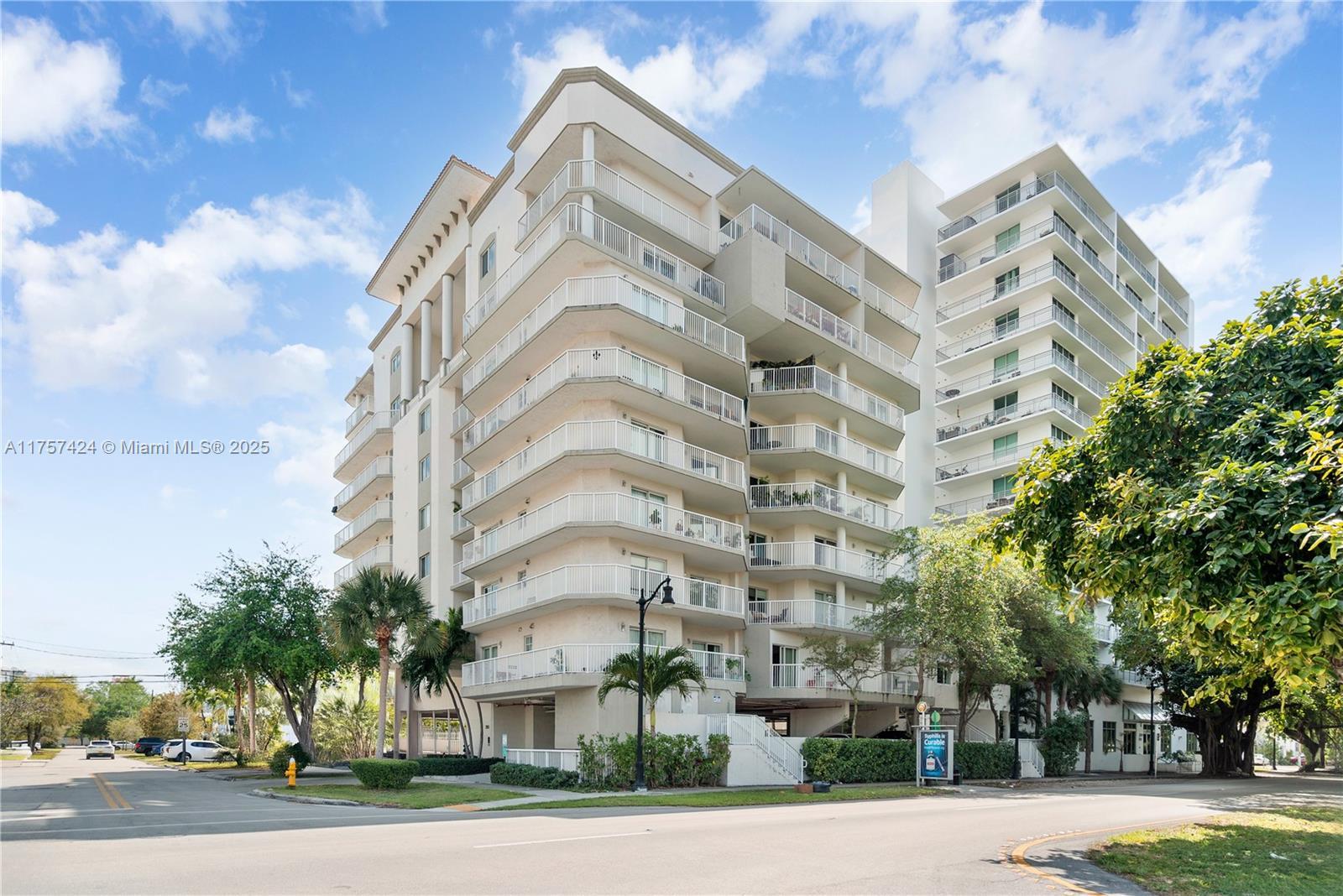 Picture of 280 SW 20Th Rd # 401, Miami, FL 33129