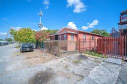 Picture of 2025 NW 6Th Pl, Miami, FL 33127