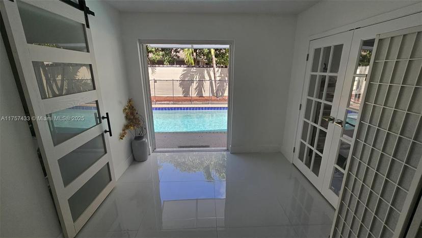 Picture of 8421 NW 8Th St, Pembroke Pines FL 33024