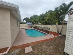 Picture of 8421 NW 8Th St, Pembroke Pines, FL 33024