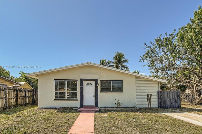 Picture of 2100 SW 68Th Way, Miramar FL 33023