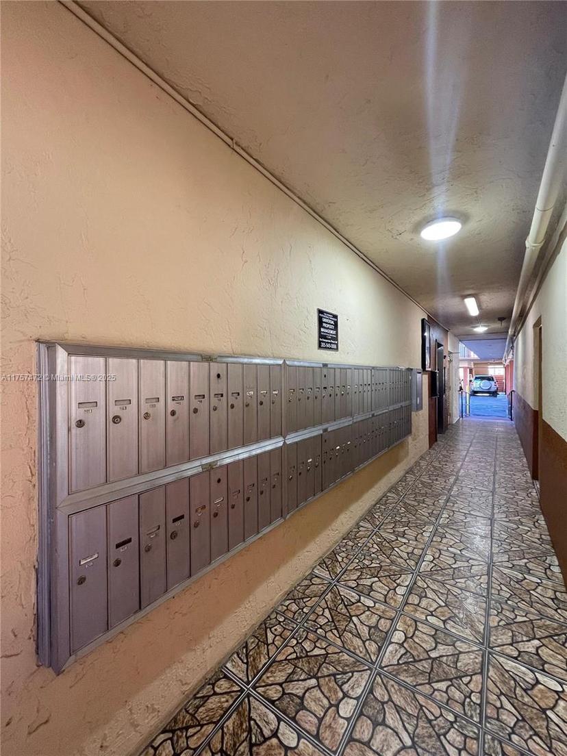 Picture of 1075 W 68Th St # 108, Hialeah FL 33014