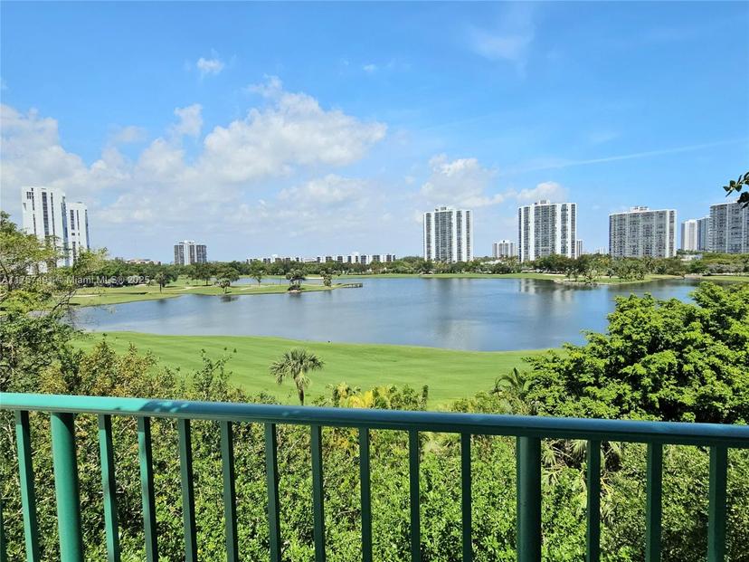 Picture of 20000 E Country Club Dr # 212, Aventura FL 33180